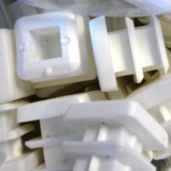 Embouts rectangulaires plastiques blancs