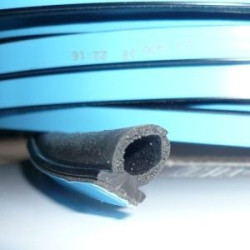 Profils adhésif MF10