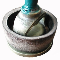 Joint cuir pour pompe à eau, à bras (calotte)